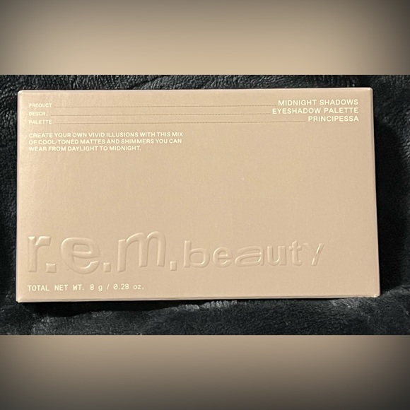 R.E.M. Beauty Midnight Shadows Eye Shadow Palette Color: principessa NWT 8g - Picture 7 of 11